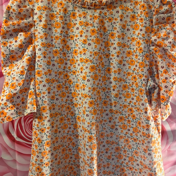 Top - Picture 2 of 7